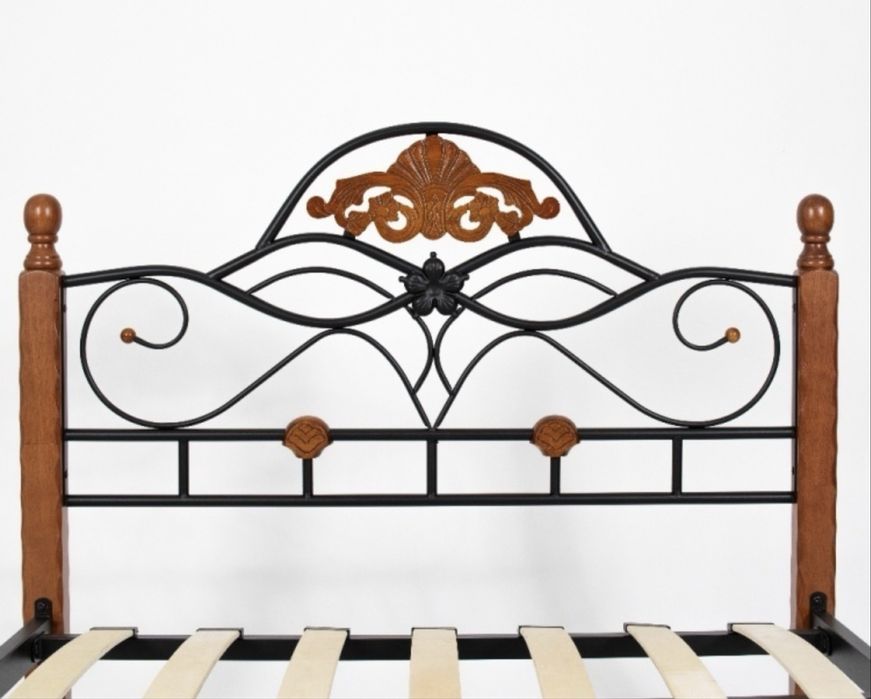 Продаю кровать в отличном состоянии