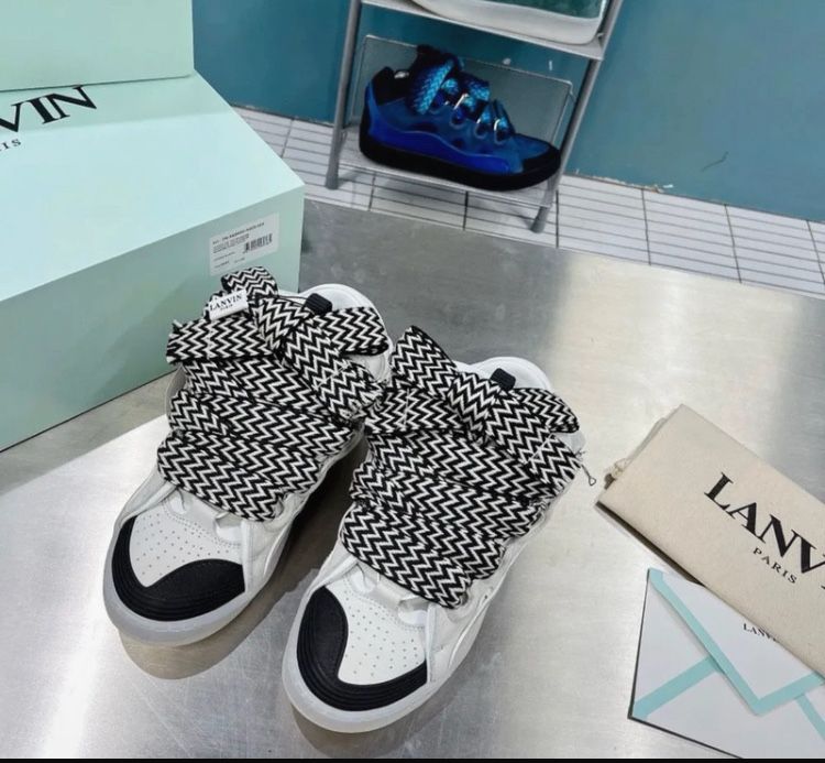 Lanvin curb sneakers