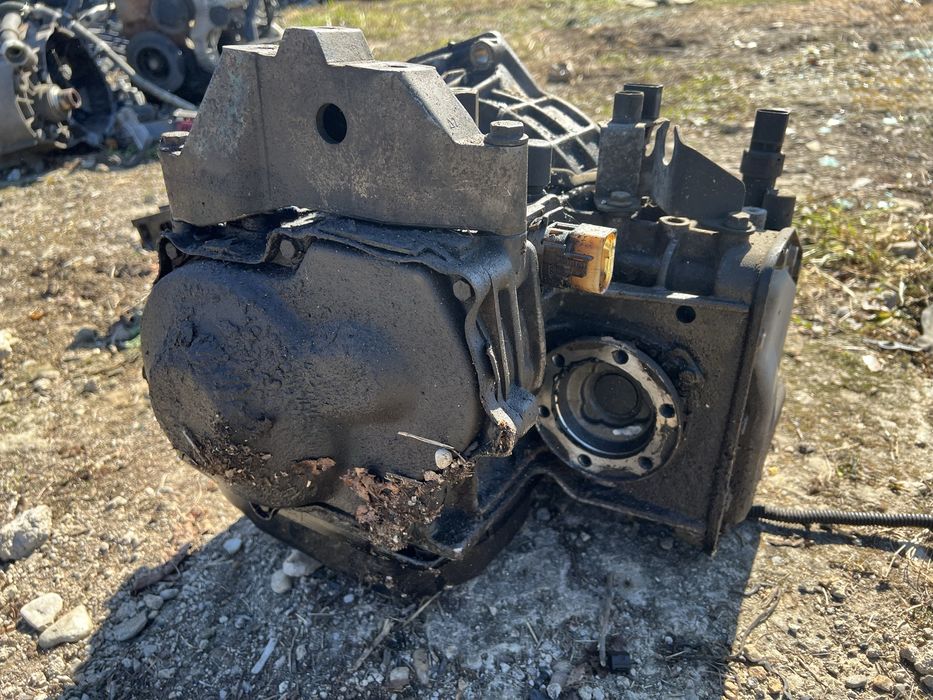 Автоматични скорости 2.3/2.8 вр6 01М