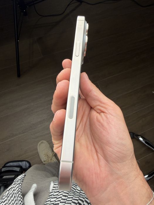 Iphone 16 pro max 512 gb 94% baterie, fara defecte