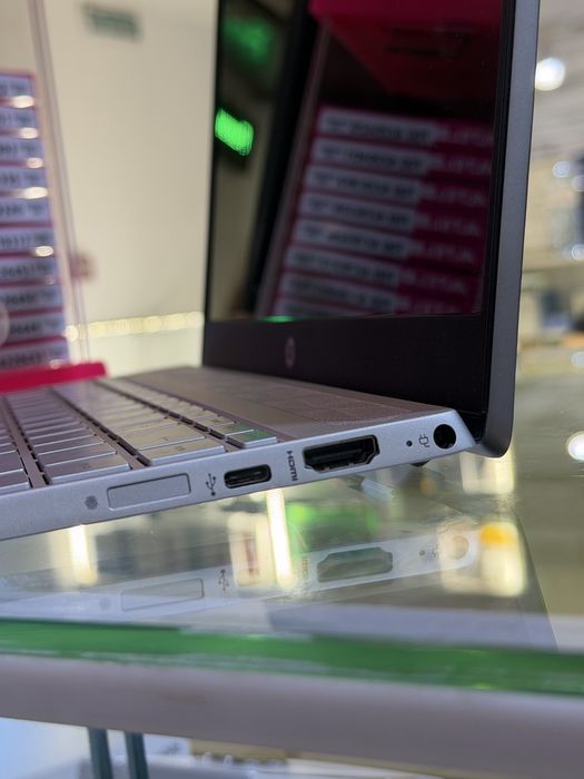 Ноутбук HP Pavilion Laptop 13an-1035ur