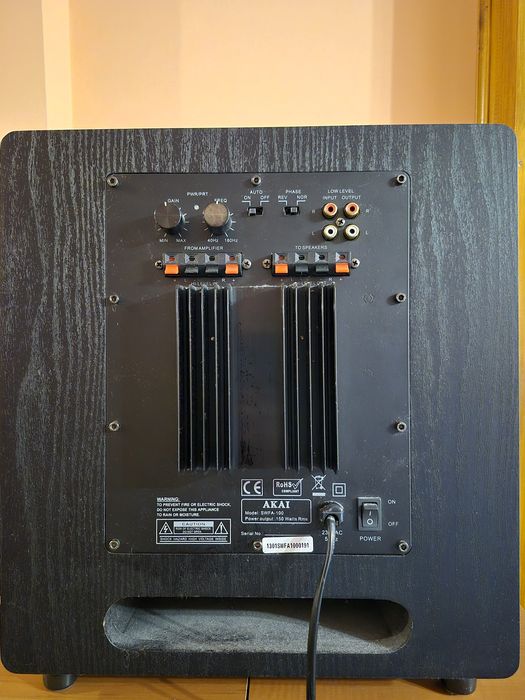 Sistem audio Onkyo HT-R538 + boxe Akai
