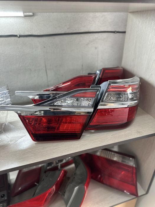 Задняя оптика оригинал и дубликат Тойота Камри 50-55