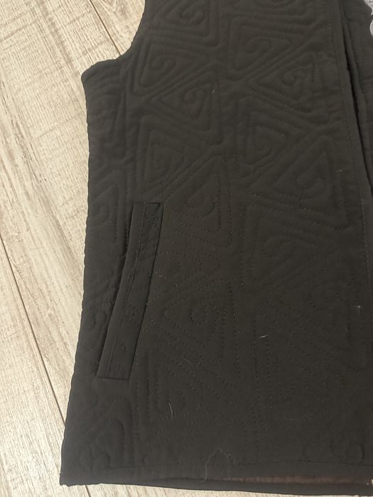 Продам жилет на подростка