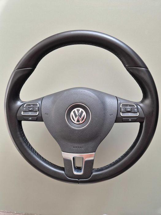 VW мултифункционален кожен волан – Golf 5/6, Passat B6/B7, CC, Caddy, Touran