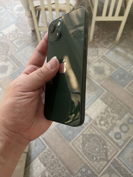 iPhone 13 128Гб в идеале