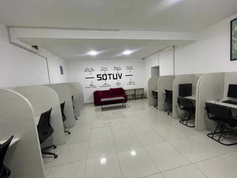 R11 Сдается коммерческое помещение 240 м² в центре города