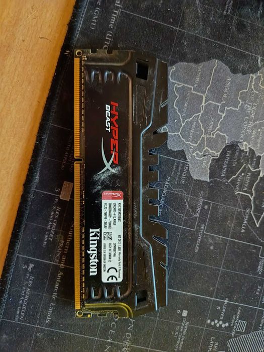 Memorii DDR4/DDR3 ECC/Non-ECC
