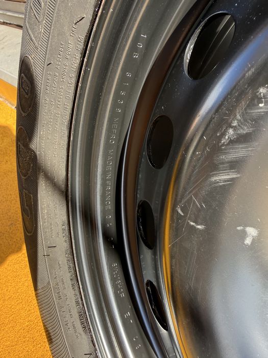 Janta tabla R16 in 4 prezoane cu anvelopa