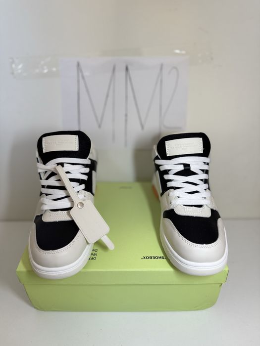 Adidasi Off-White Out Of Office Lace-Up Sneakers black white and orang