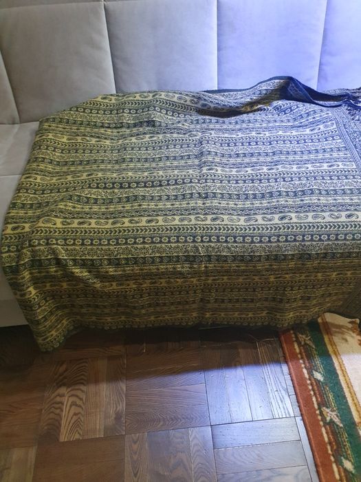 Продам палантин шерстяной