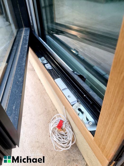 Usa terasa lemn stratificat,Tripan,alarma,Internorm,Austria( LV)