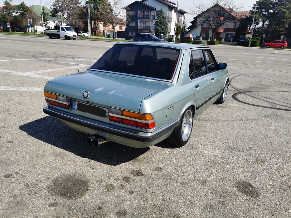 BMW 5 Series 1984 — imagine 3