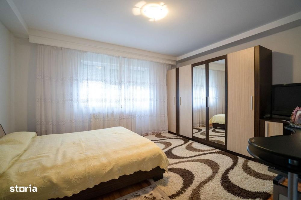 Casa cu 4 camere si 1000 mp teren Santandrei