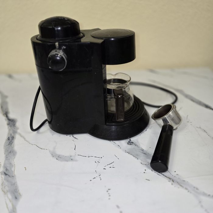 Vând espressor Bomann
Se v