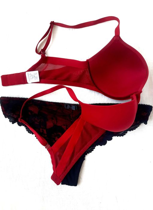 Calvin Klien  сутиени