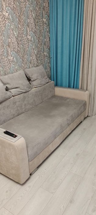 Диван в хорошем состоянии
