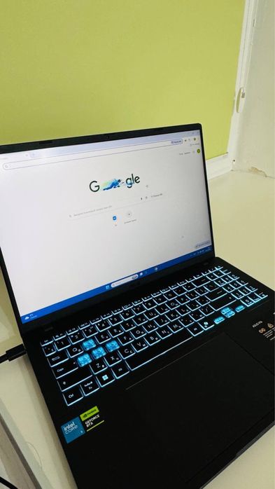 СРОЧНО! Игровой ноутбук asus v16
