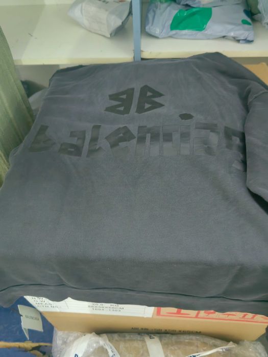 Худи Balenciaga L размер