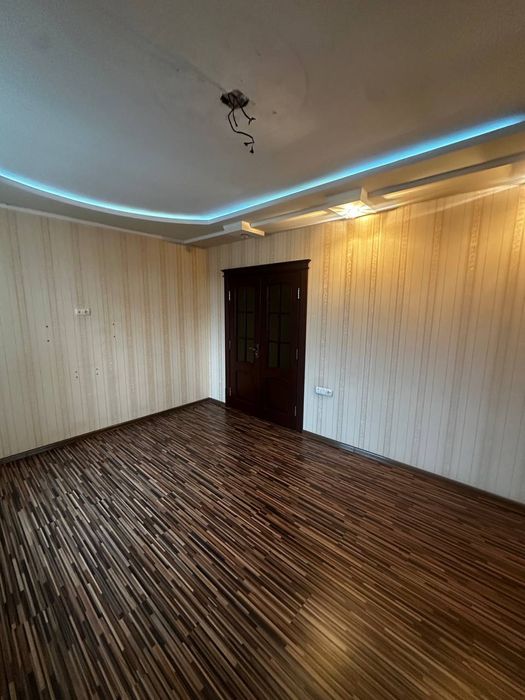 Срочно продается 1/3/9 в Шайхонтахурском районе на Белтепа