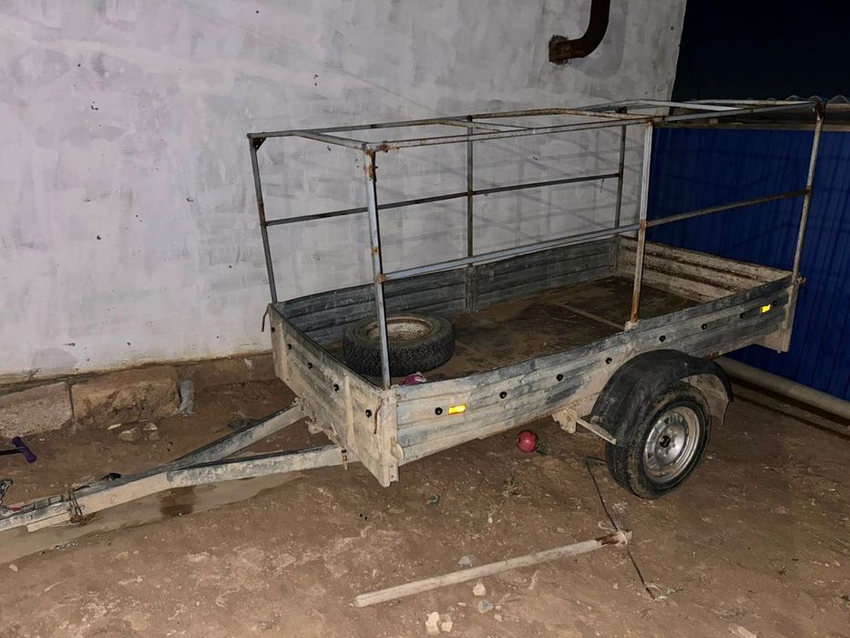 легкий автомобиль прицепу