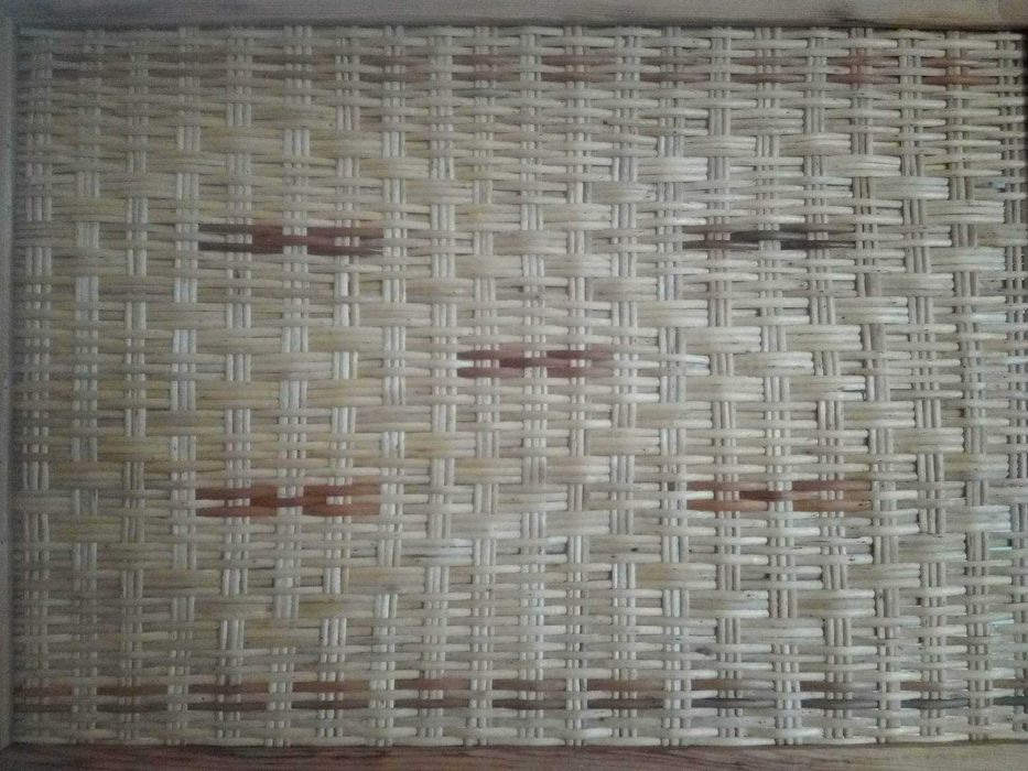 Ръчно оплетени по поръчка пана,кошници,кошове от ракита.Врати,мебели.