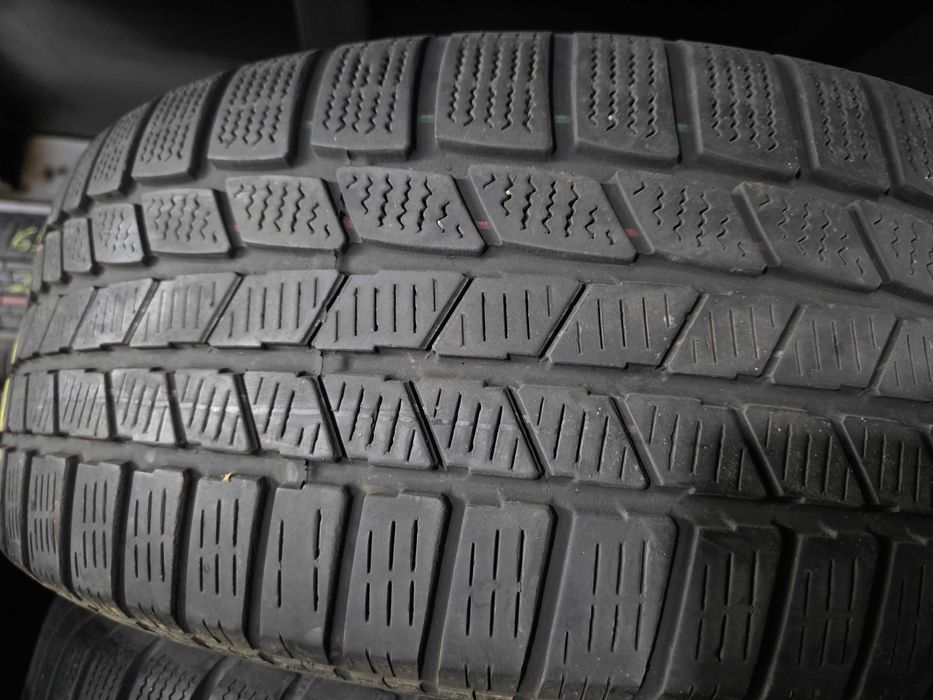 4бр Зимни гуми 215 60 16 - Continental