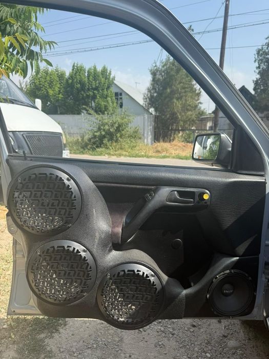 Pride diamond v2 300