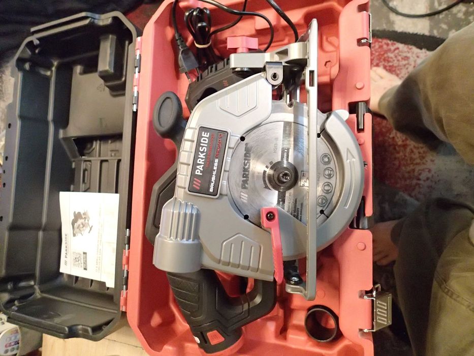 Fierastrau circular portabil Parkside Performance , acumulator 12v; absolut nou; cu garantie