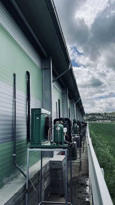 Inchiriez hale frigo