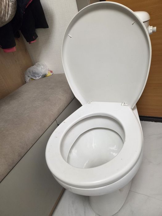 Продам унитаз б/у