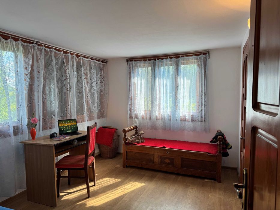 Casa P+M si Teren 4770mp Domeniile Averesti