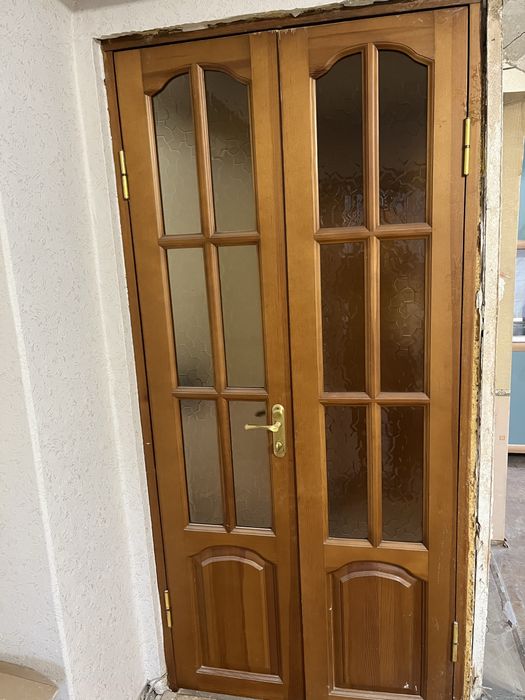 Продам межкомнатные двери