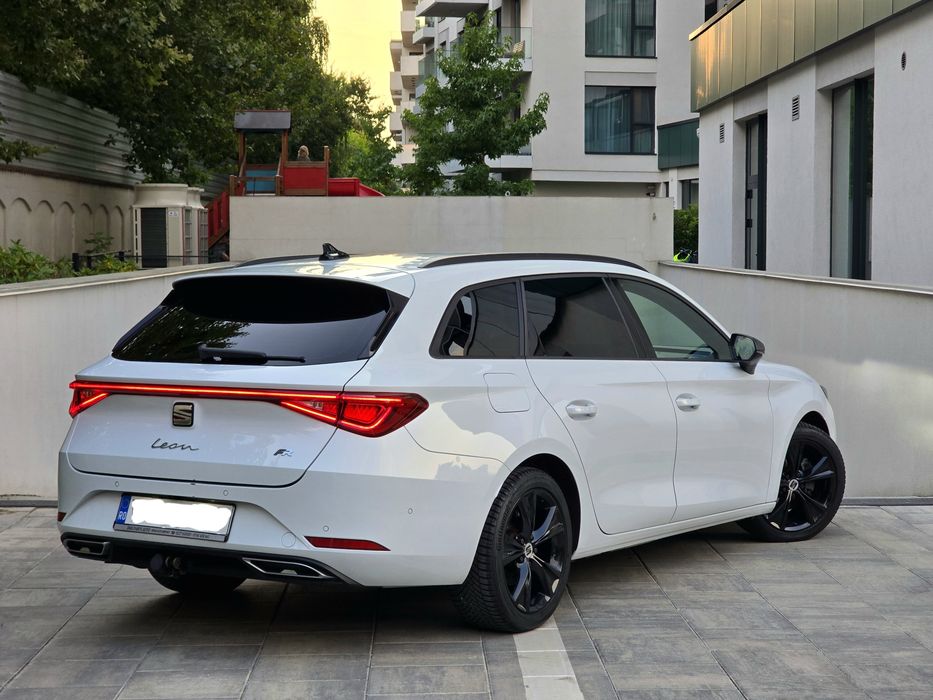 SEAT Leon 2021 — imagine 3