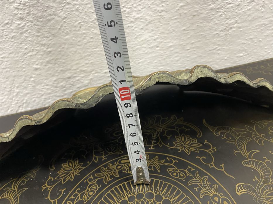 Стенна кашпа мида от масивен месинг