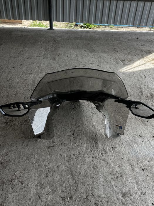 передний обтекатель мотоцикла