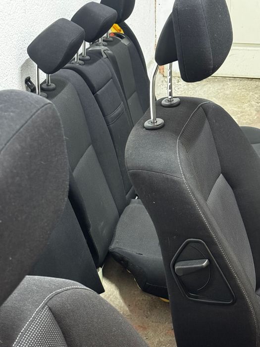 Interior complect Mercedes W204 scaune incalzite impecabil Break
