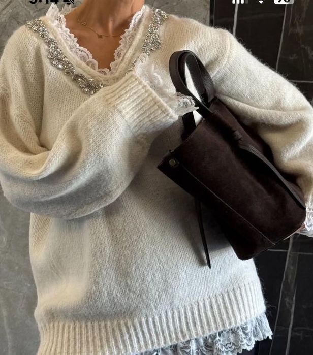 Топъл супер актуален пуловер