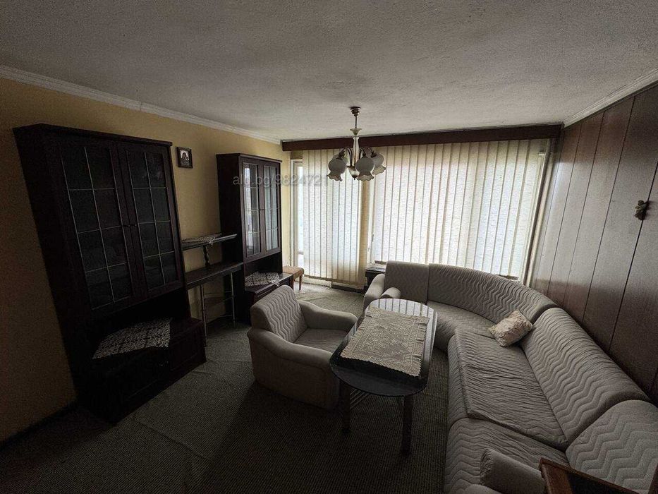 Продава се Тристаен апартамент в Добрич, Дружба 1 - 65 кв.м за 816 €/кв.м - Снимка #12