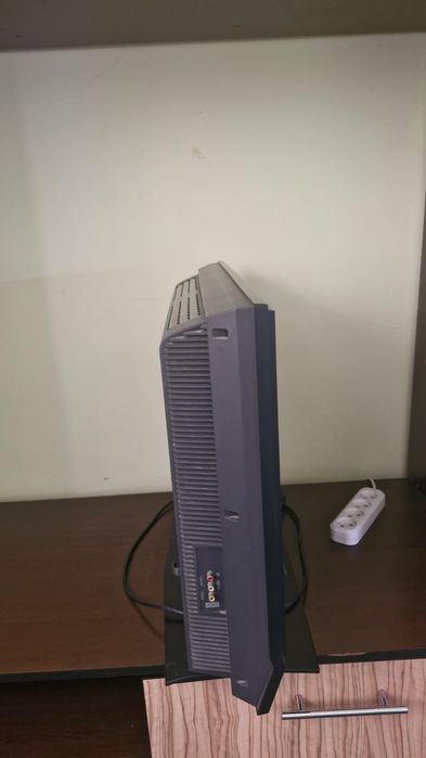 телевизор LG, рабочий