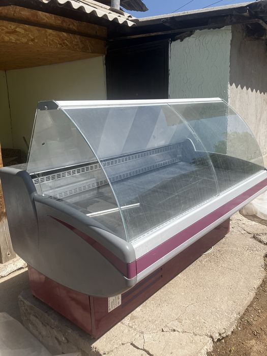 Ветринный холодильник