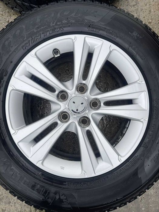 Jante aliaj R17 5x114,3 Peugeot cu anvelope de iarna 215 70 R16