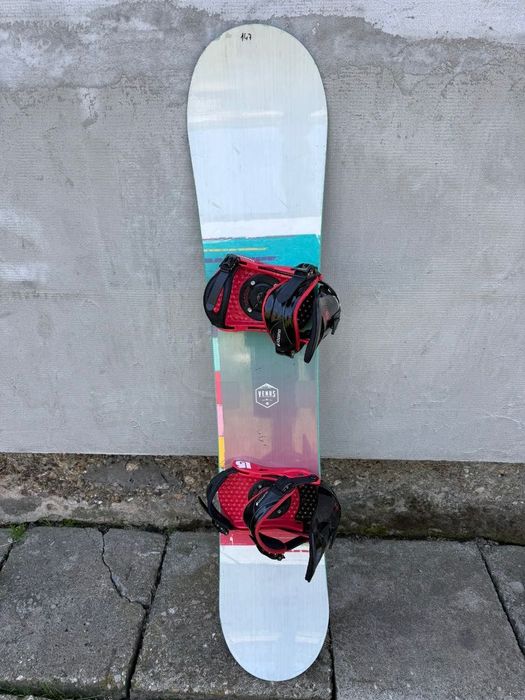Placa snowboard Flow Venus 147cm cu legaturi Burton