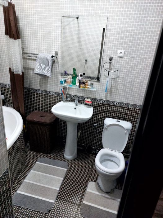 0zimni uyim  ijaraga beriladi. Своя квартира сдаёться в аренду.