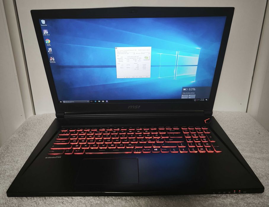 laptop gaming 17.3" msi gs73vr 6rf i7 6700hq 16gb ram ssd 256gb gtx 1060 6gb defect la carcasa