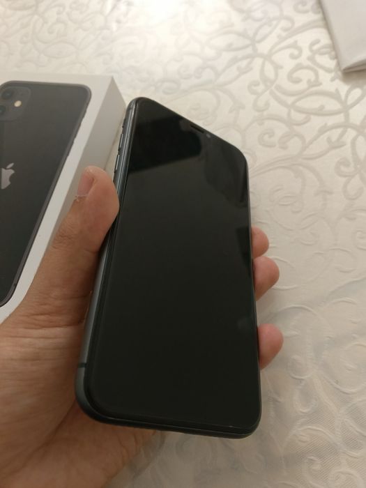 Продам айфон 11 128 Гб