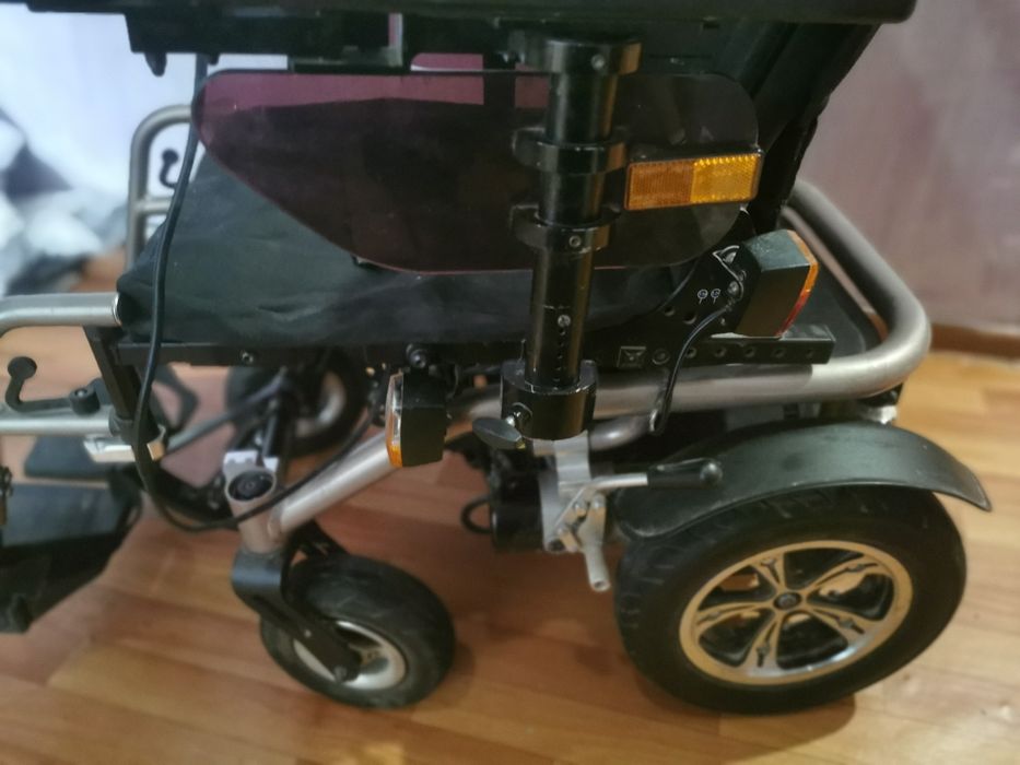 Инвалидная коляска с электроприводом Ortonica Pulse 210