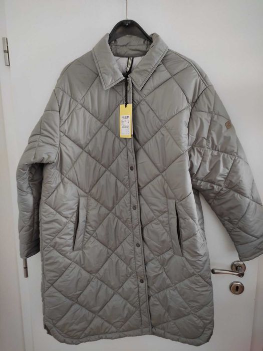 Ново олекотено яке Camel active, EU 42