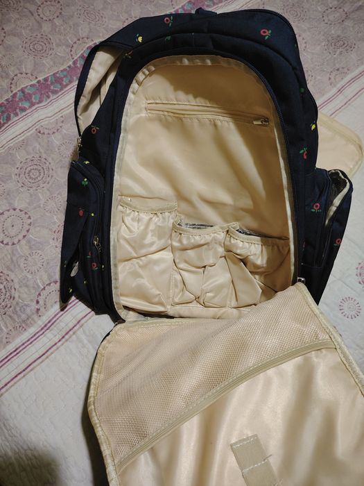 Раница за бебе и мама