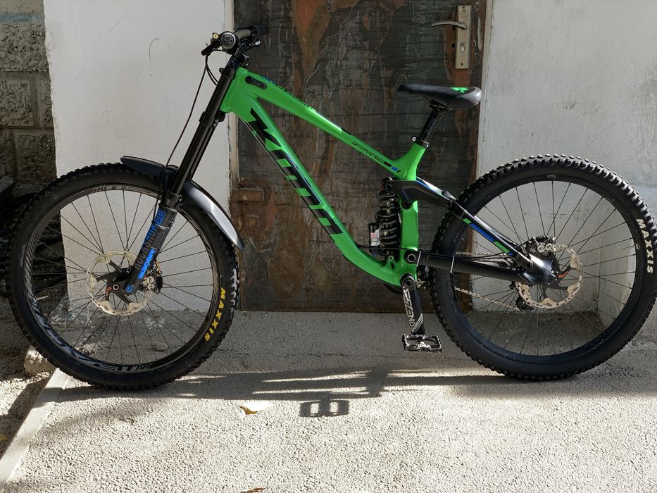 Продам даунхильный велосипед Kona Operator